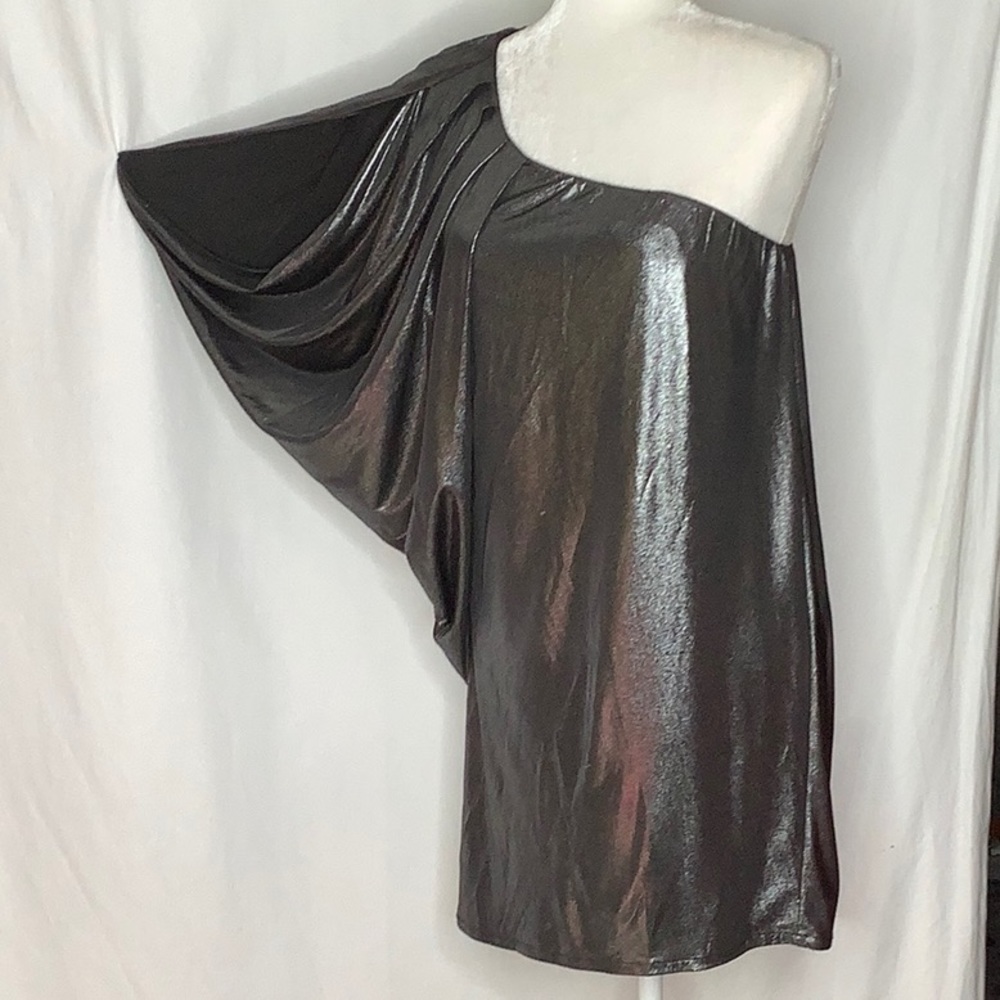 Aqua Dresses Metallic Silver Black One Shoulder Pleated Cocktail Party Dress 4